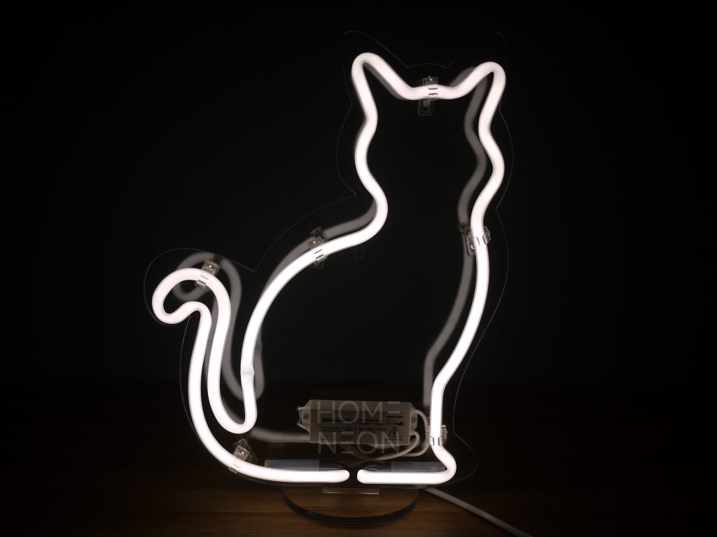 неоновый котик киска для дома уют дизайн интерьера кот